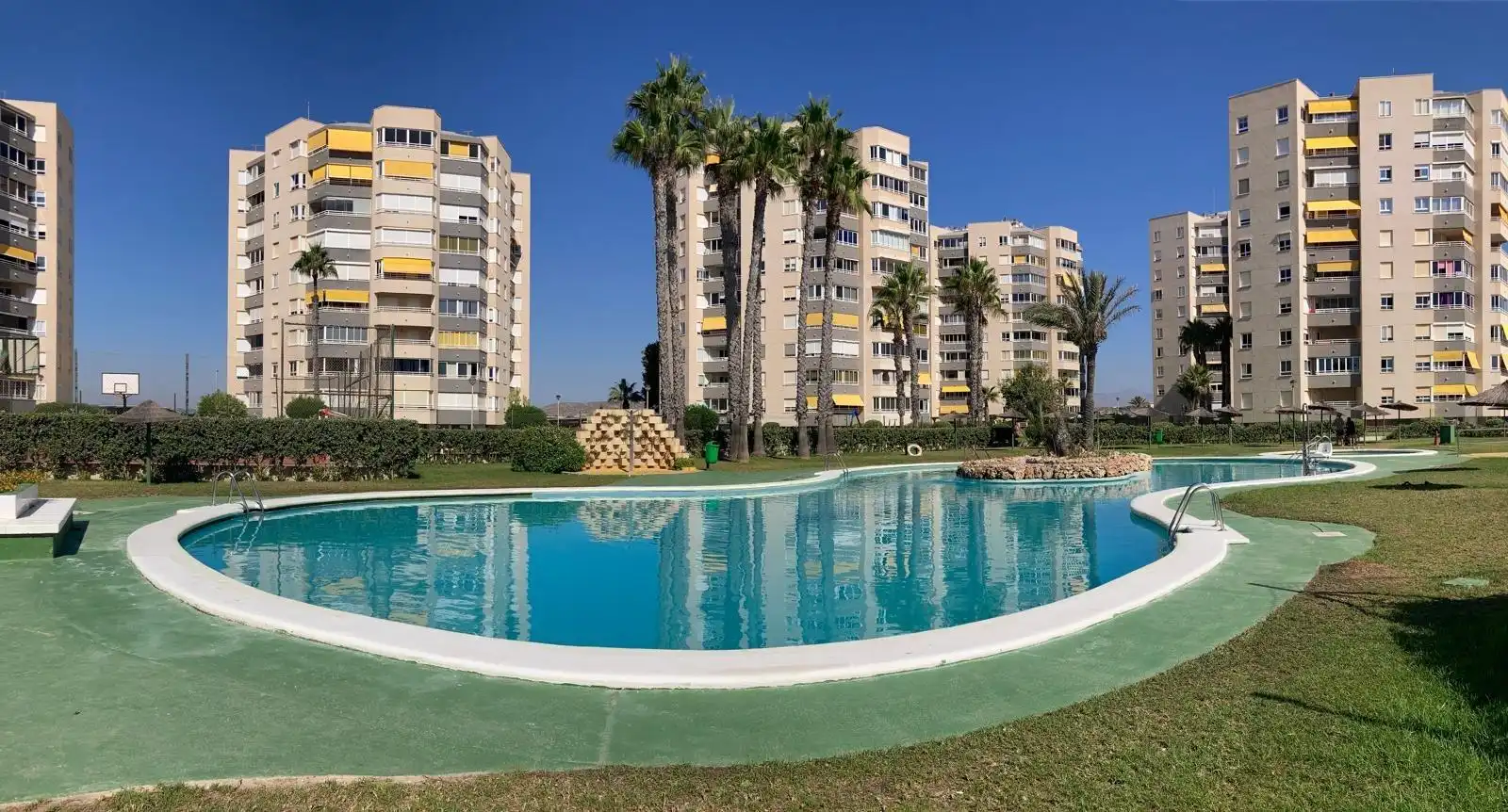 Apartments for rent in Agua Amarga - Urbanova