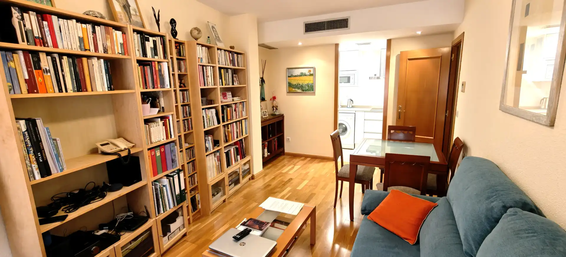 Flat with terrace for sale in Calle de la Viola, imagen 4