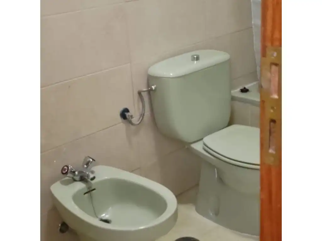 Baño de Piso en venta en El Rosario con Terraza y Piscina