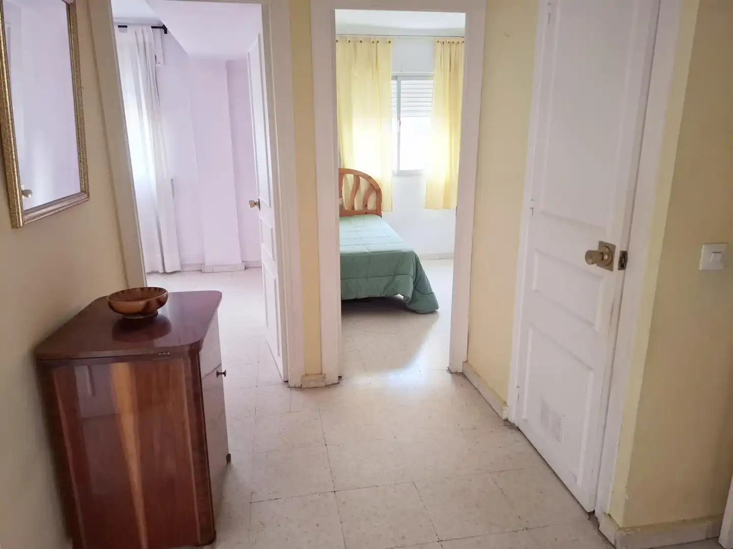 Habitación de Piso en venta en Málaga con Aire acondicionado, Terraza y Trastero