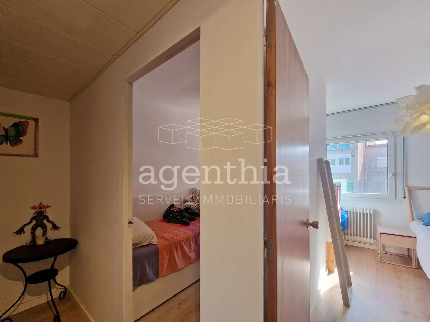 Study for sale in Girona, Girona