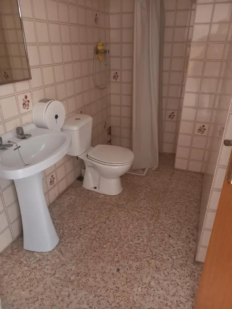 Badezimmer von Geschaftsraum zur Miete in Elche / Elx