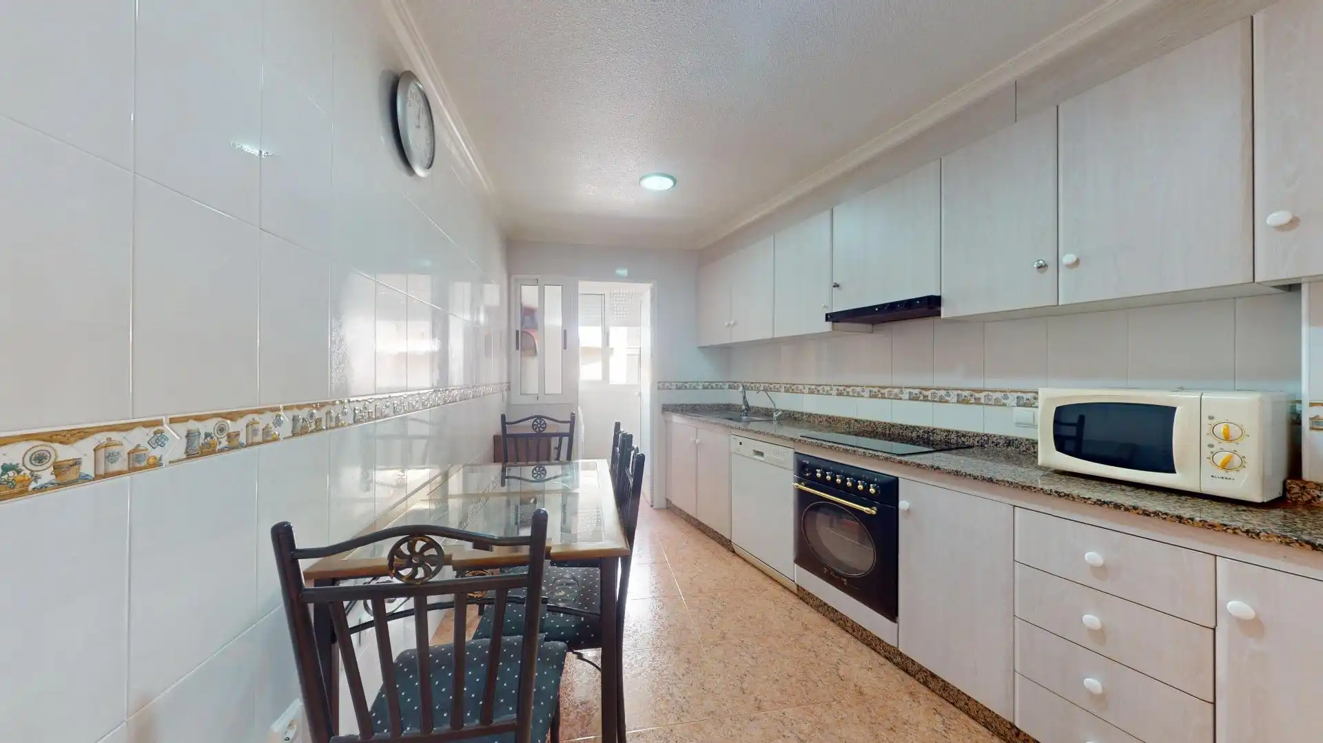 Kitchen of Flat for sale in Elche / Elx  with Air Conditioner and Heating