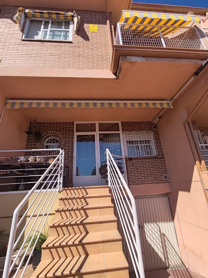 Villa mit Terrasse zum Verkauf in Calle Giralda, imagen 2