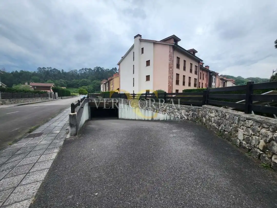 Garage for sale in Barru, Posada - Barro