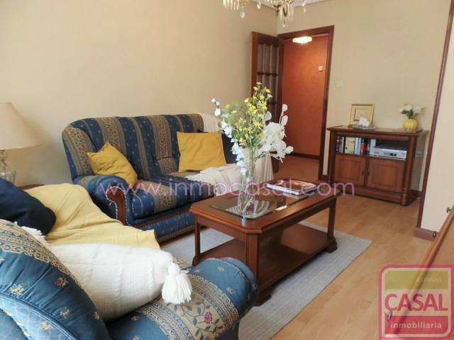 Piso en Venta en VETUSTA en Fozaneldi - Tenderina