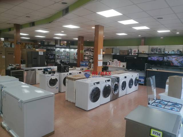 Local comercial en Alquiler en Blanes - CL JOAN CARLES I, 60 en Mont Ferrant - Joan Carles I