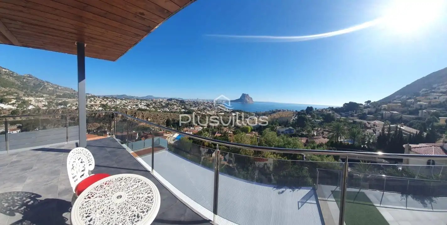 Vista exterior de Casa o xalet en venda en Zona Pueblo