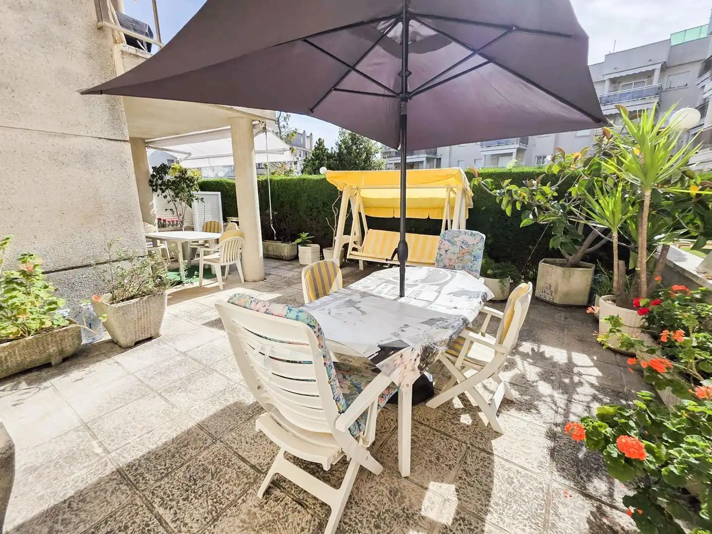 Terraza de Planta baja en venta en Cunit con Amueblado y Piscina comunitaria