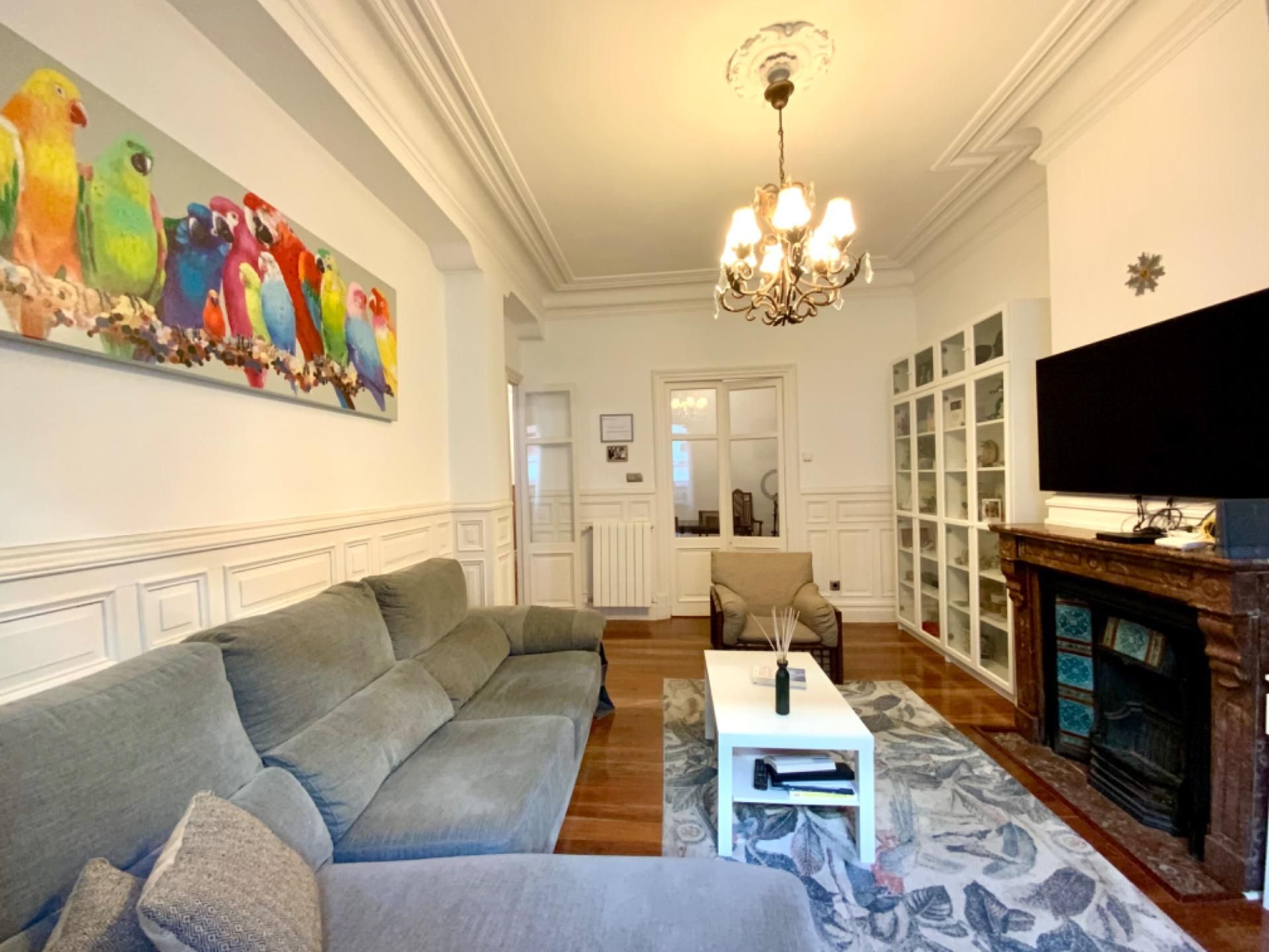 Living room of Flat for sale in Bilbao   with Heating, Balcony and Alarm