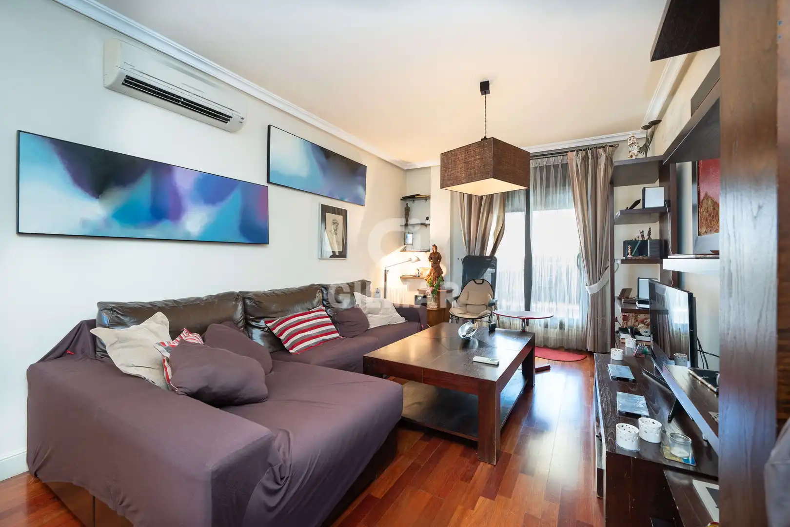 Sala de estar de Ático en venta en Madrid con Calefacción, Jardín privado y Trastero
