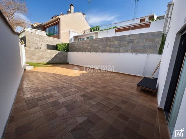 Local comercial en Venta en C. de la Fuente Grande en Casco Urbano