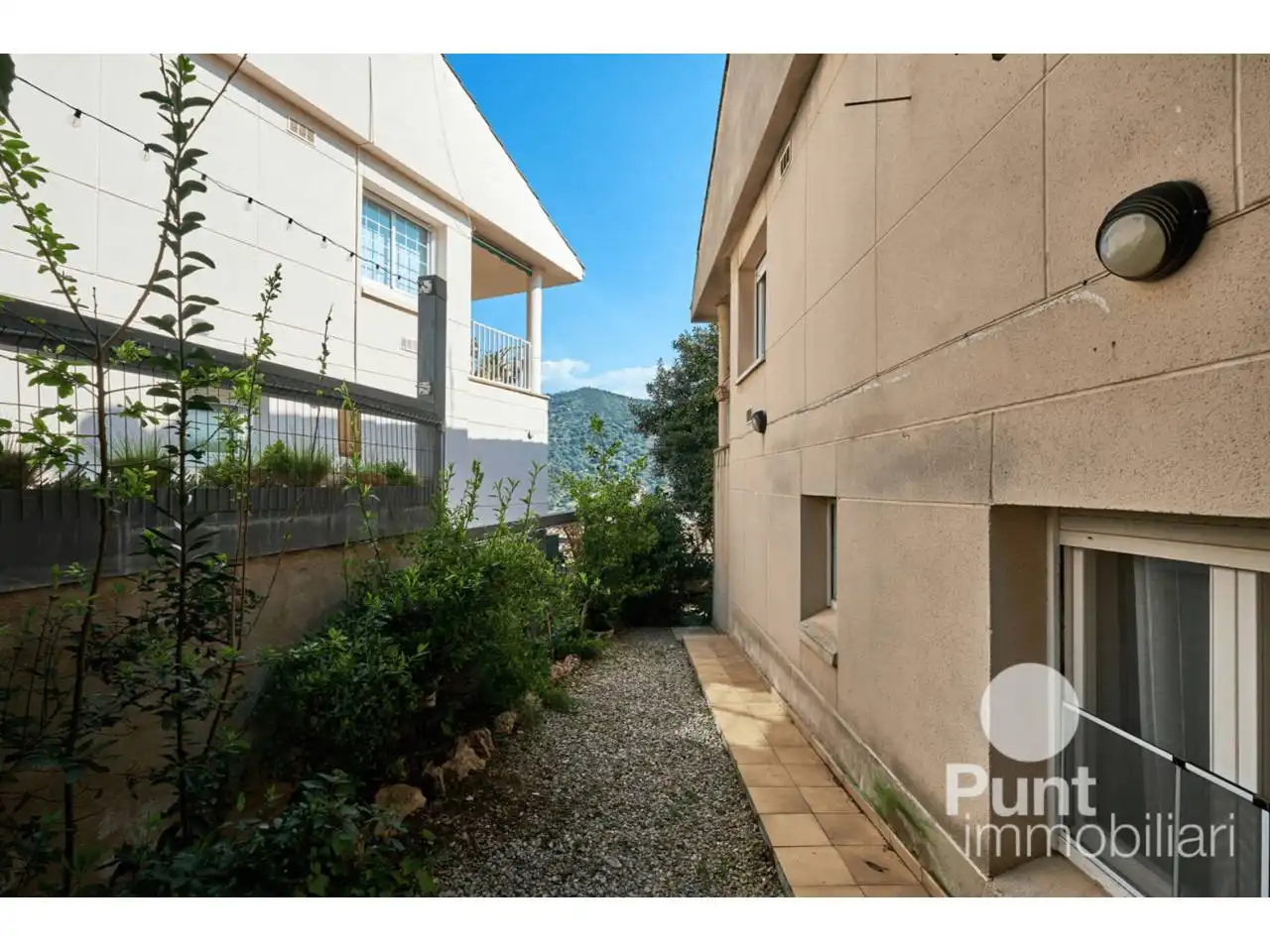Vista exterior de Casa o chalet en venta en Teià con Calefacción