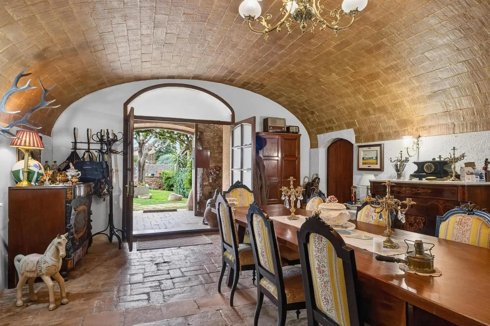 Casa rústica con piscina en venta en Carrer Carrer Castell, imagen 8