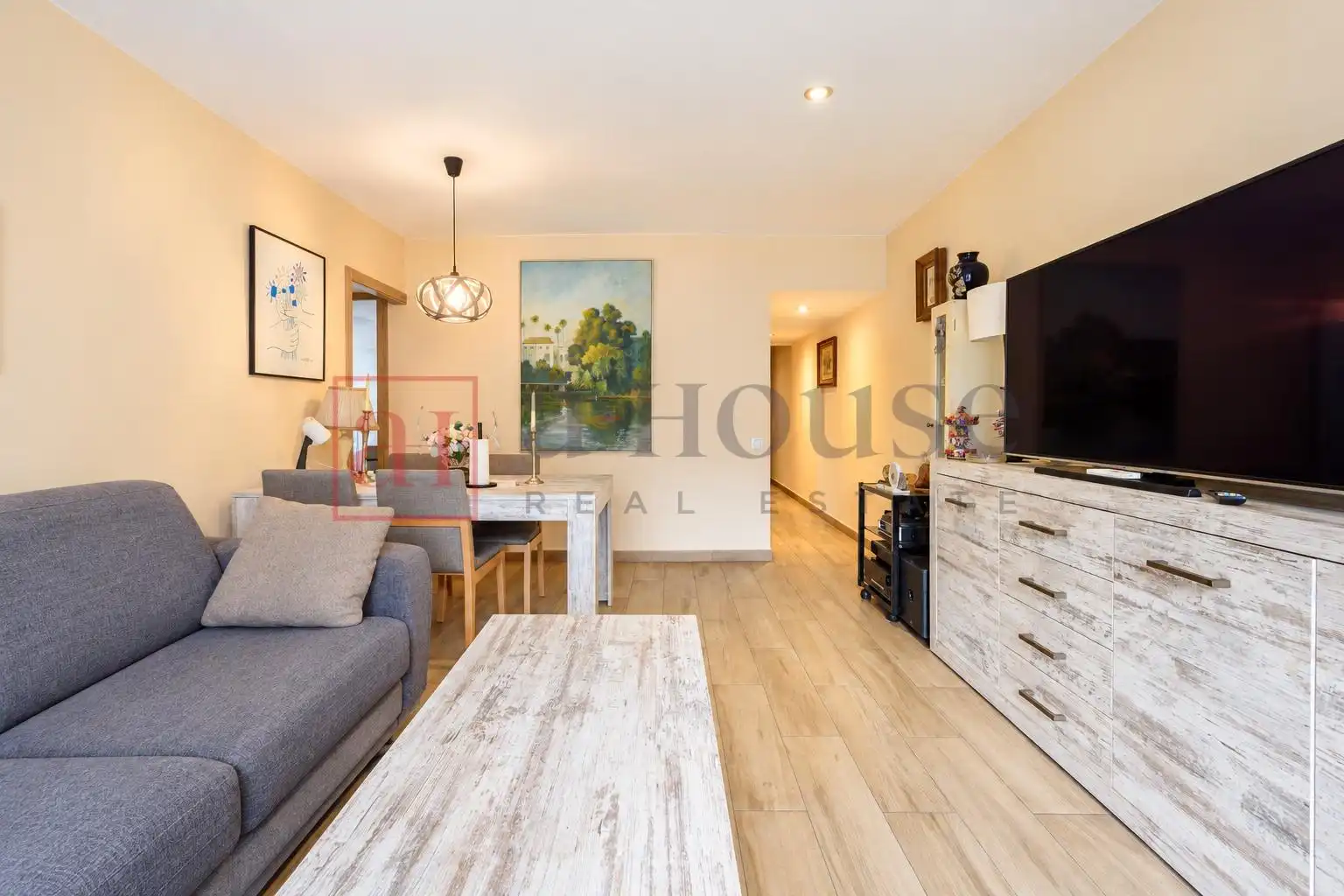Appartamento con terrazza in vendita a Carrer del Comte d'Urgell, imagen 5