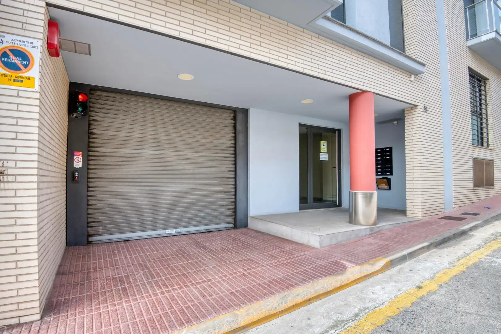 Vista exterior de Piso en venta en Sant Feliu de Guíxols