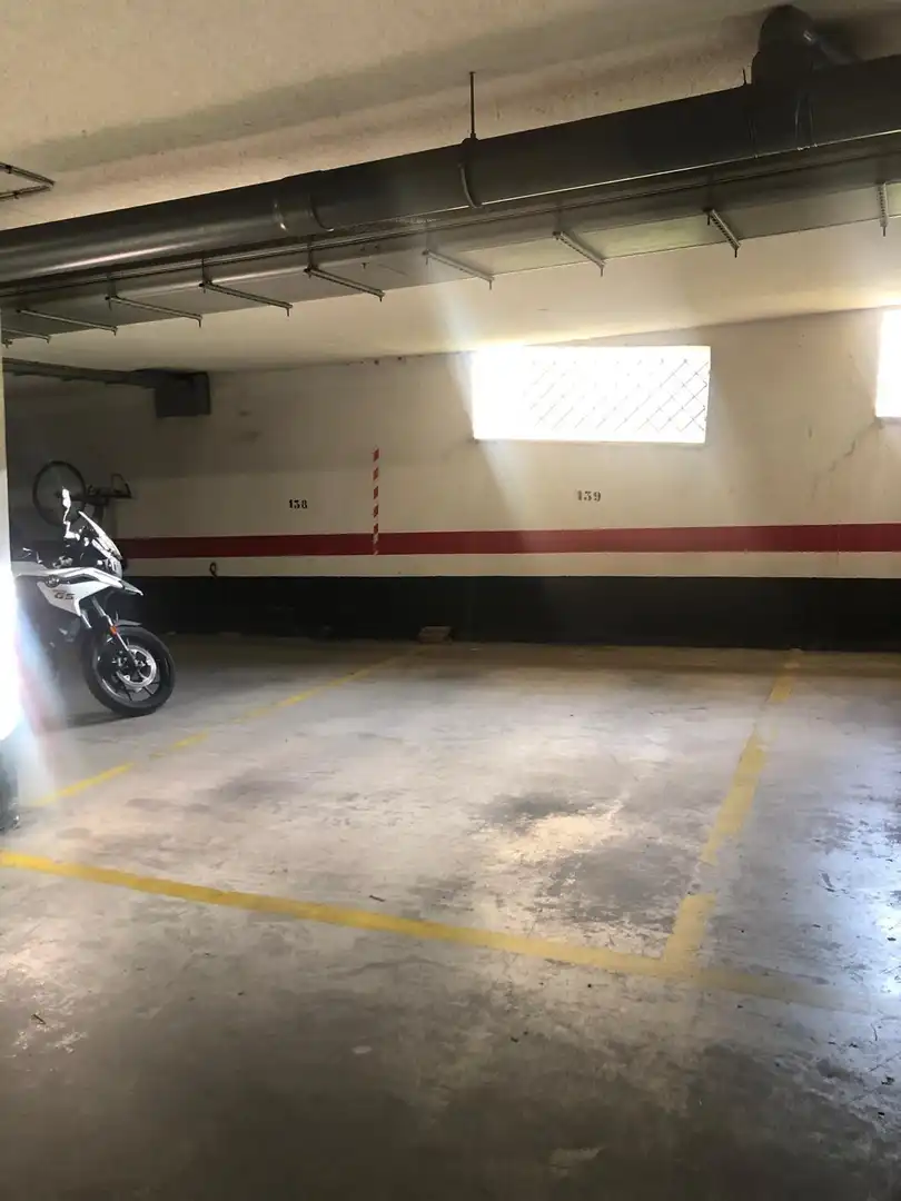 Parking de Dúplex en venta en Benalmádena con Aire acondicionado, Calefacción y Jardín privado