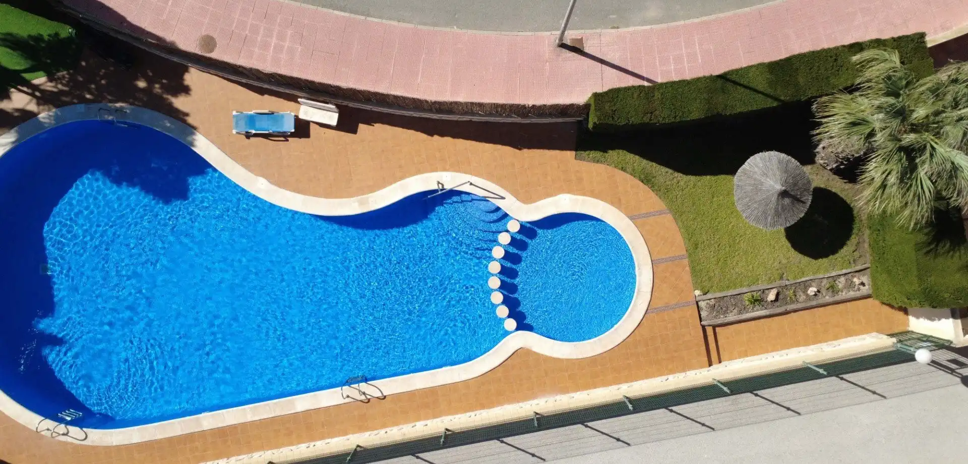 Piscina de Finca rústica en venda en Orihuela amb Jardí privat, Terrassa i Traster