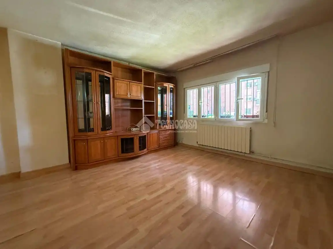 Living room of Flat for sale in Alcalá de Henares  with Heating