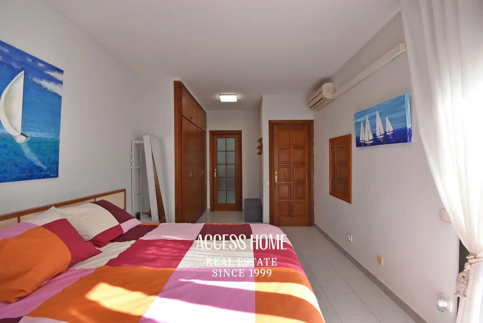 Houses for sale in Alella  with Air Conditioner, Heating and Swimming Pool