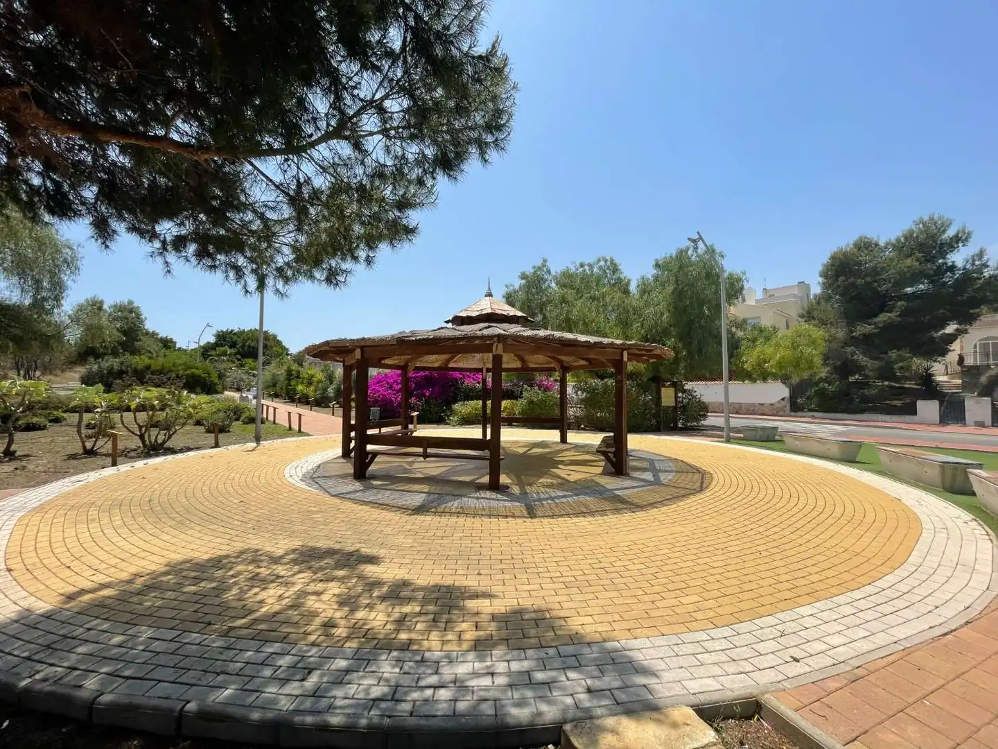 Vista exterior de Casa o xalet en venda en Torrevieja amb Aire condicionat, Calefacció i Terrassa
