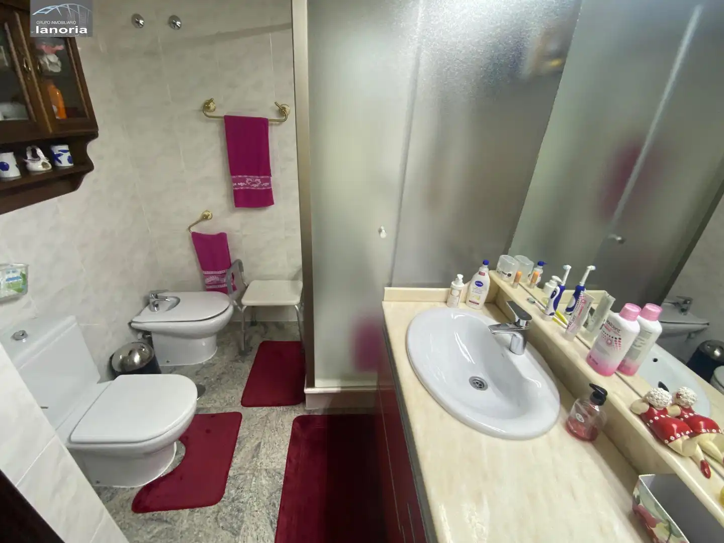 Bathroom of Detached homes for sale in Albacete  with Air Conditioner, Heating and Parquet flooring