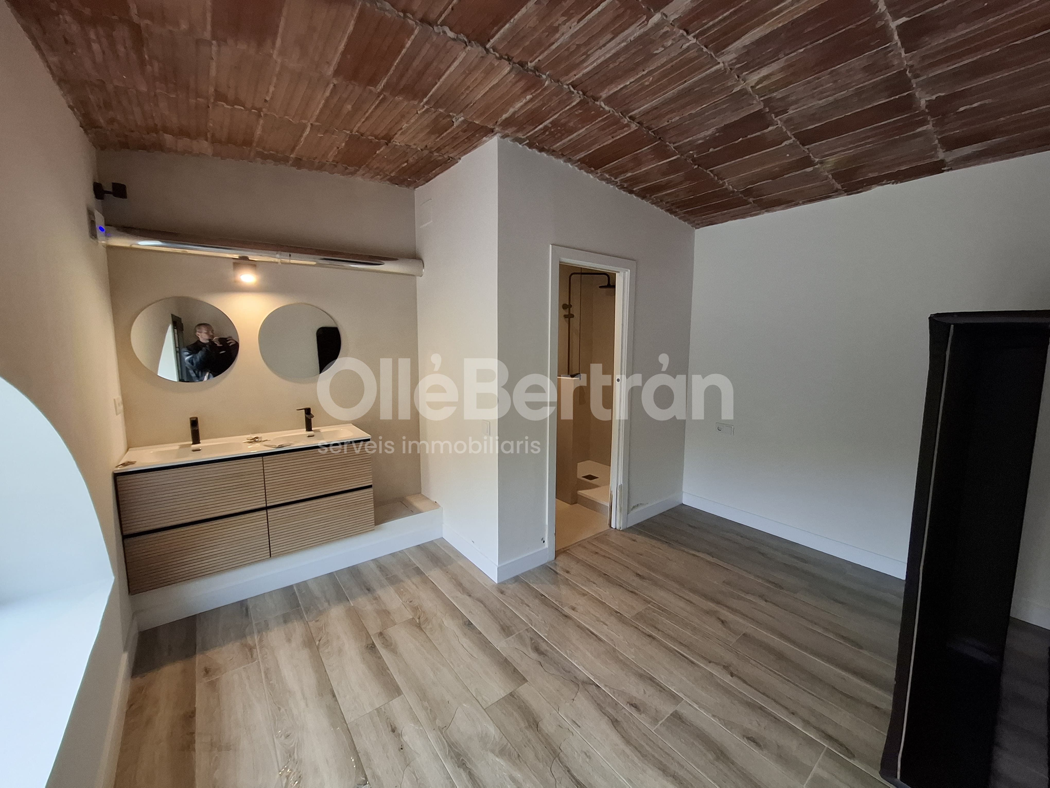 Bedroom of Duplex for rent in  Barcelona Capital  with Heating, Terrace and Storage room