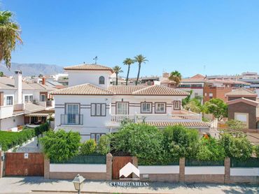 Casa con jardín en venta en Motril  ciudad