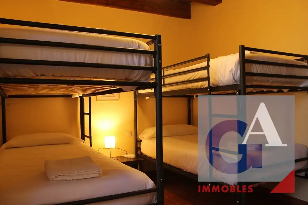 Casa rústica amb terrassa en venda a Sant Joan Les Fonts, imagen 25