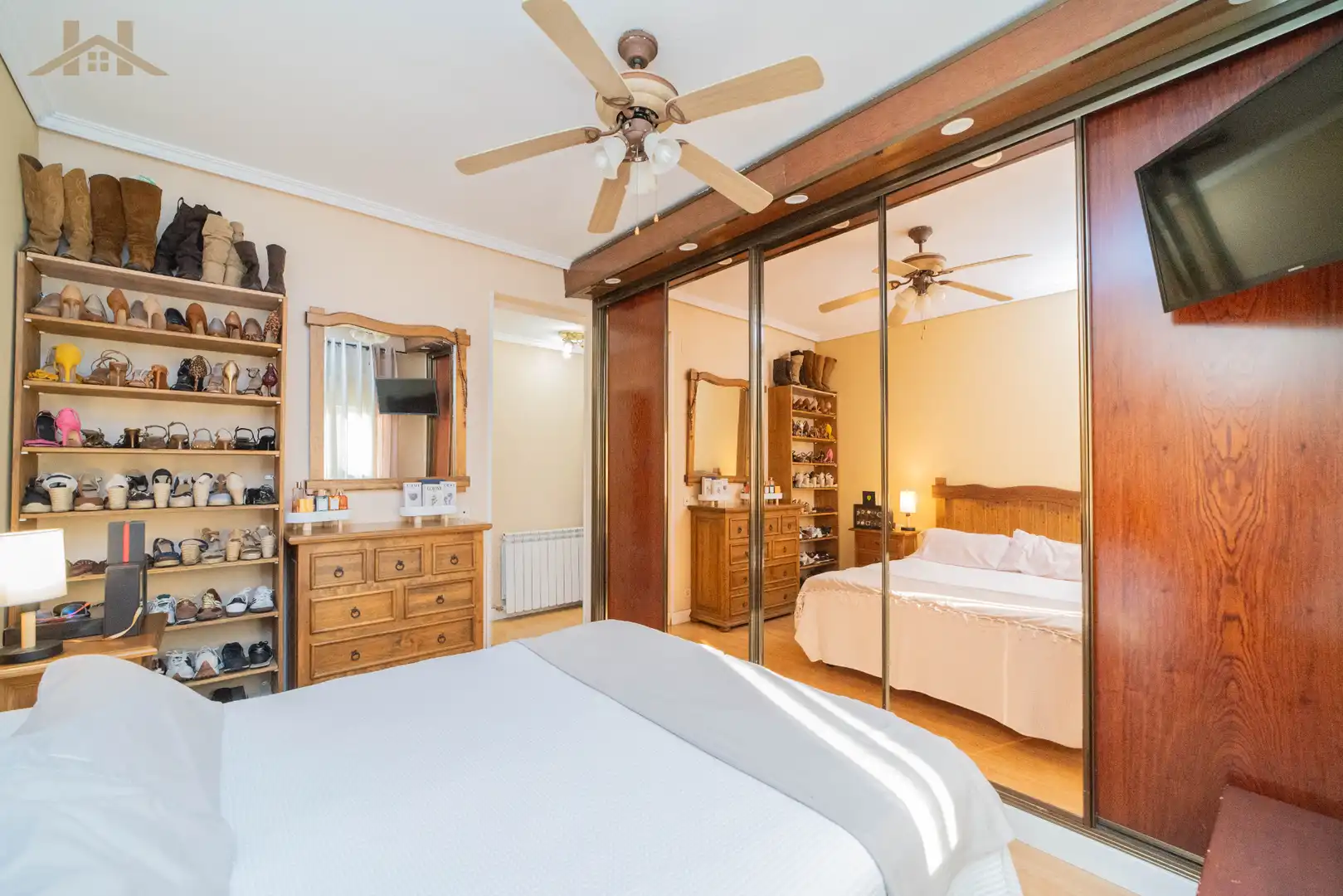 Bedroom of Duplexes for sale in Pinto  with Air Conditioner, Heating and Balcony
