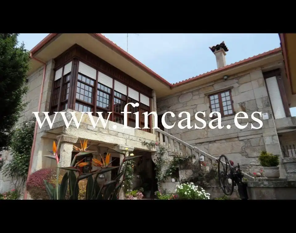 Xalet amb terrassa en venda a Baiona