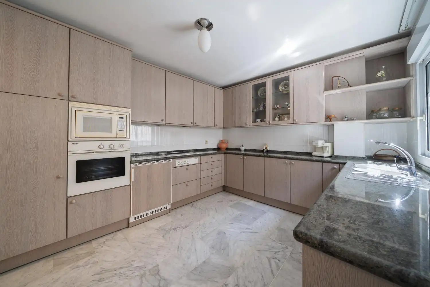 Cocina de Ático en venta en Motril con Aire acondicionado y Balcón