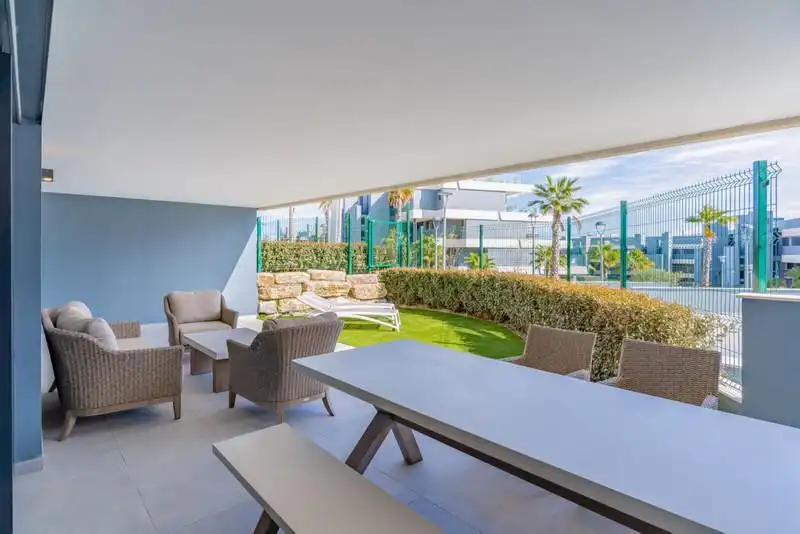 Terraza de Planta baja de alquiler en Estepona con Aire acondicionado, Jardín privado y Terraza