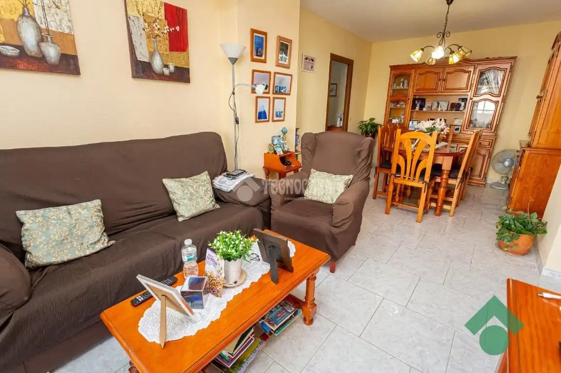 Wohnzimmer von Wohnung zum Verkauf in Algeciras mit Terrasse