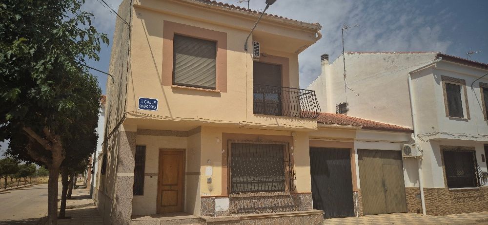 Exterior view of House or chalet for sale in  Albacete Capital  with Storage room and Balcony