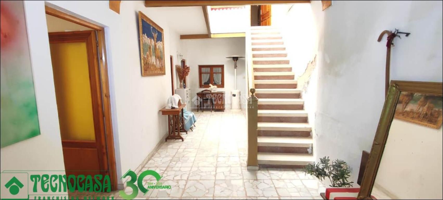 Casa adosada en venda en Herencia