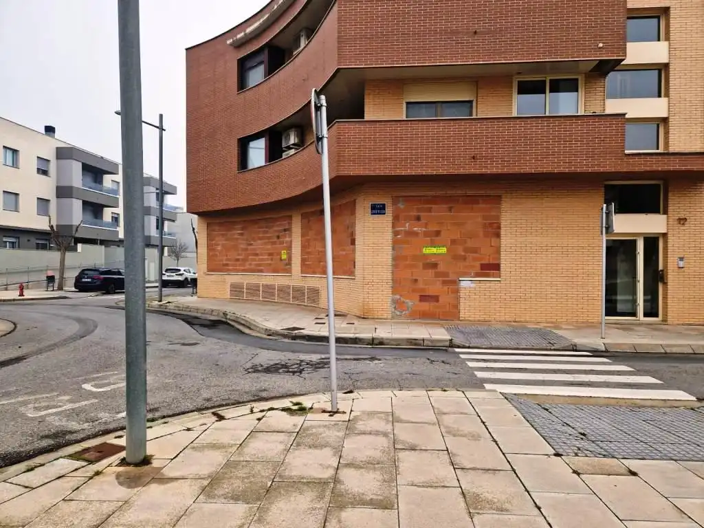 Business premises to rent in Binéfar, imagen 17