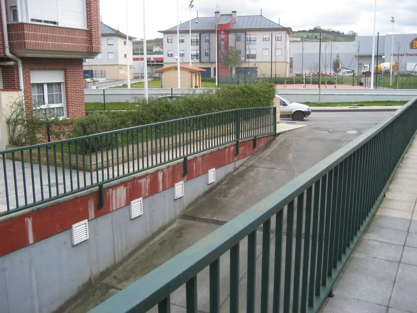 Einzelparkplatz zur Miete in Urbanización Sierra-Urbanización Mirasierra, imagen 2