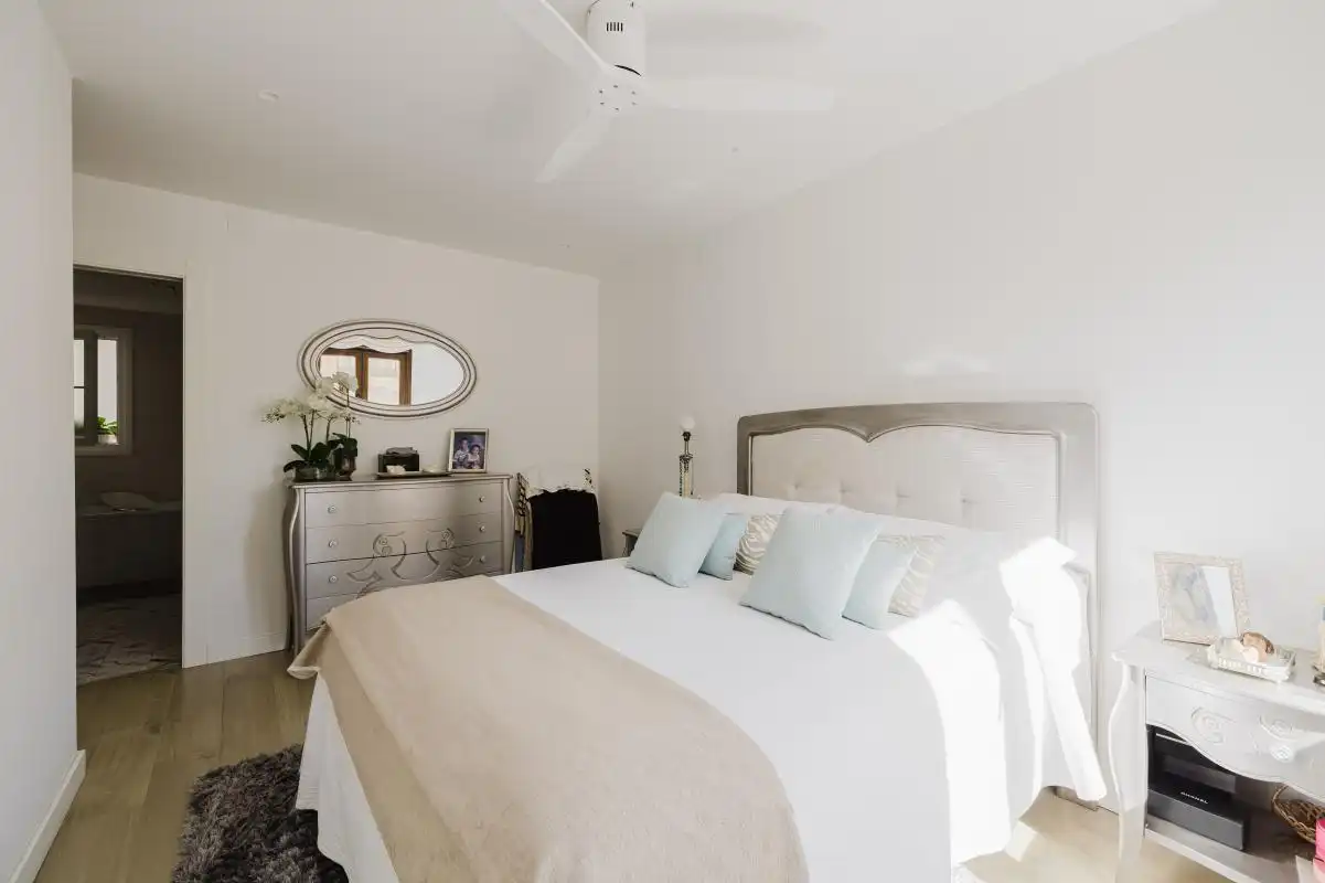 Bedroom of Flat for sale in Málaga  with Air Conditioner, Heating and Terrace