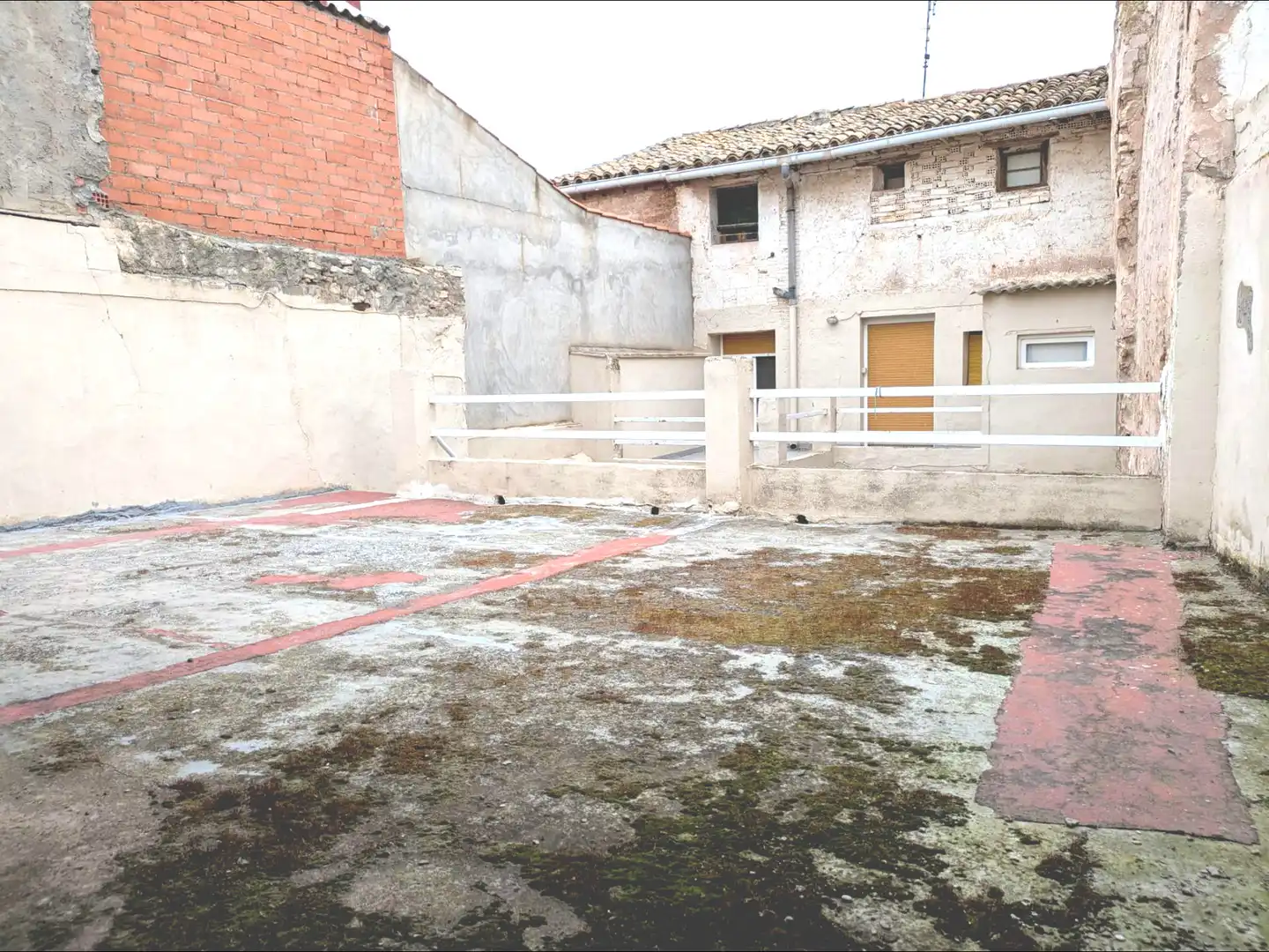 Terrace of Houses for sale in Quinto  with Balcony