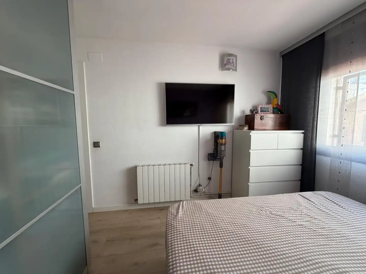 Dormitori de Pis en venda en Mataró amb Aire condicionat, Calefacció i Parquet