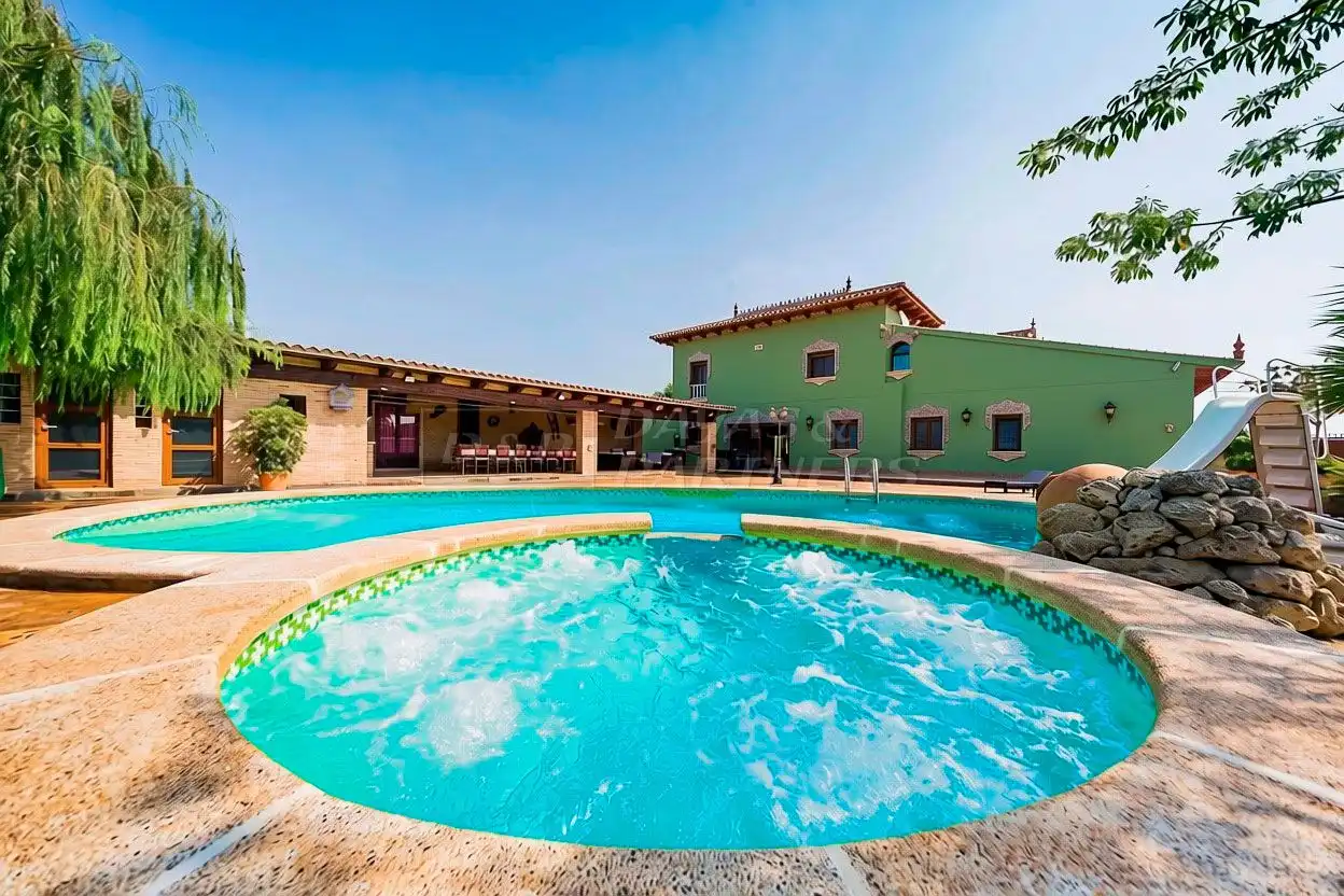 Casa con piscina in vendita a Almoradí