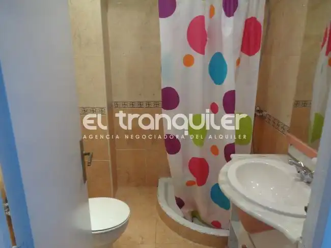 Baño de Piso en venta en Getafe con Terraza y Lavadora