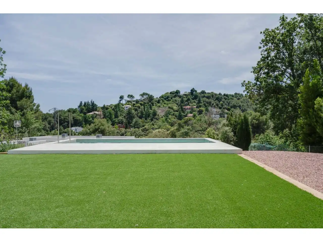 Piscina de Casa o xalet en venda en Matadepera amb Aire condicionat, Calefacció i Jardí privat