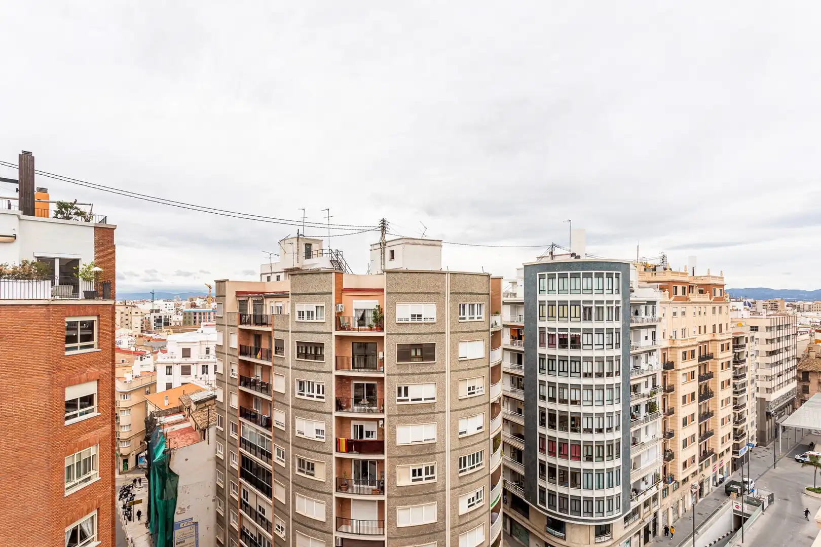 Vista exterior de Ático en venta en Valencia con Aire acondicionado, Calefacción y Terraza