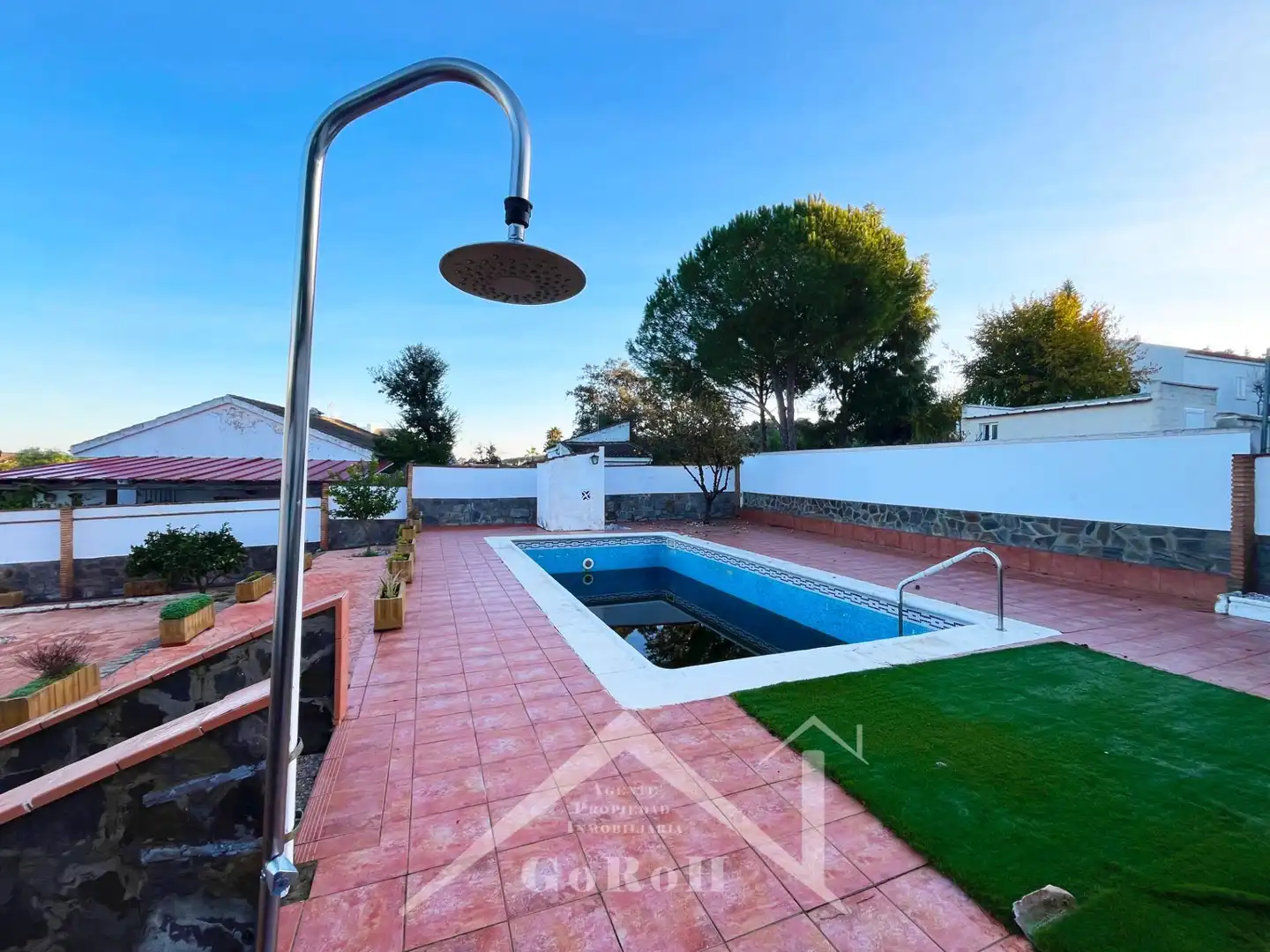 Piscina de Casa o xalet en venda en Castilblanco de los Arroyos amb Aire condicionat, Jardí privat i Terrassa