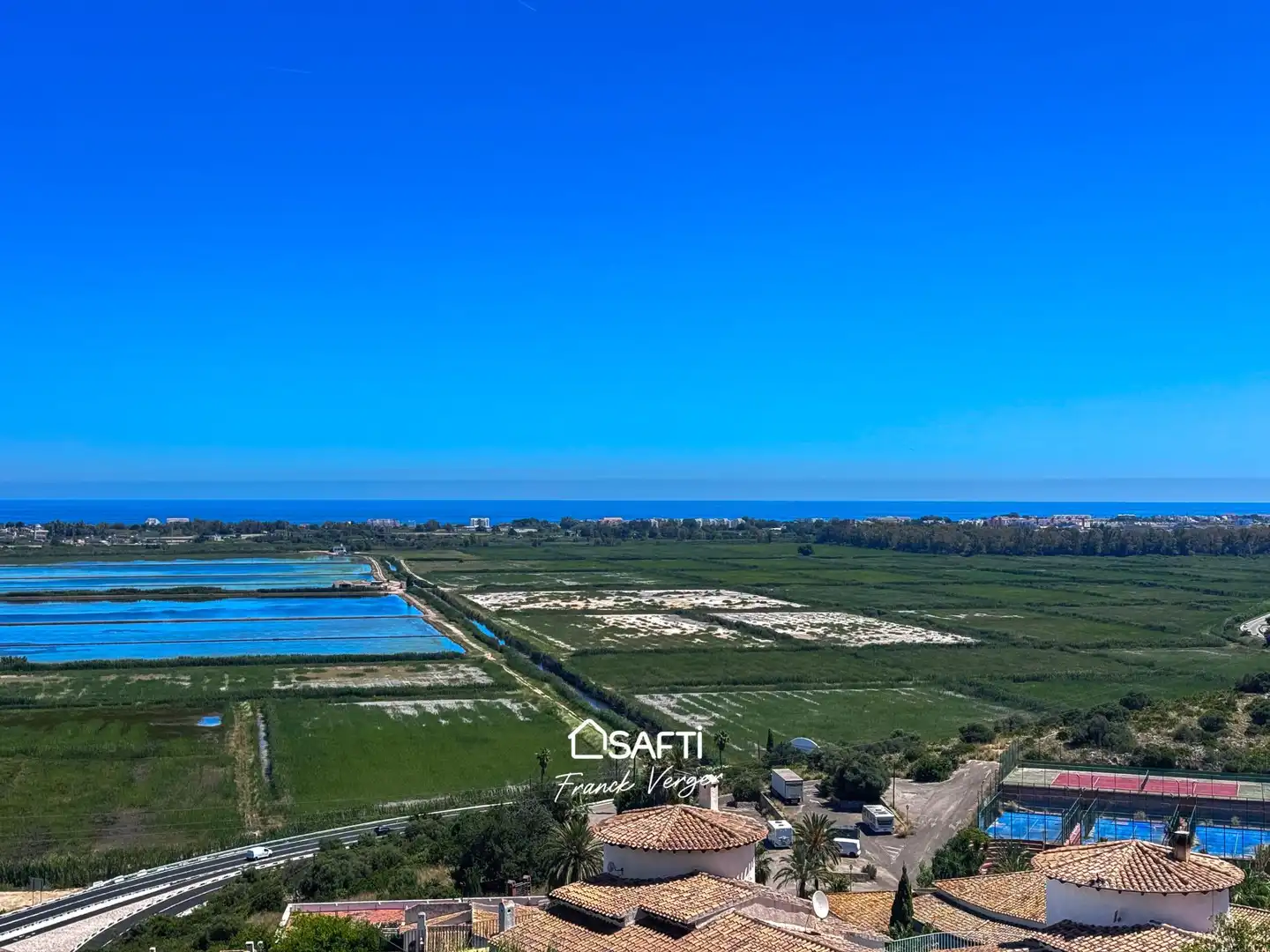 Houses for sale in Pego  with Air Conditioner, Heating and Terrace