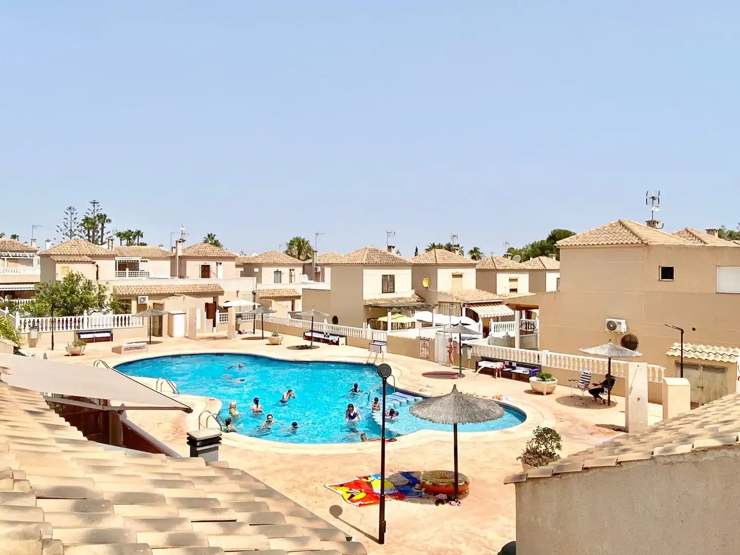 Piscina de Casa o chalet de alquiler en Torrevieja con Aire acondicionado, Calefacción y Jardín privado