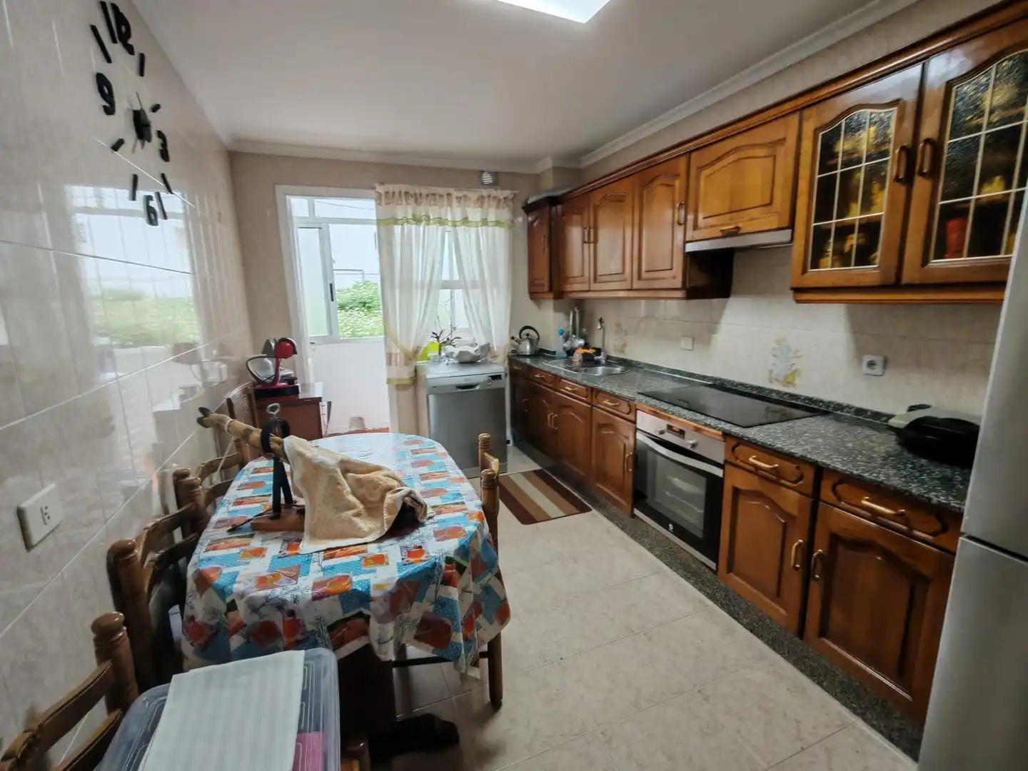 Cocina de Piso en venta en Vigo  con Trastero y Balcón
