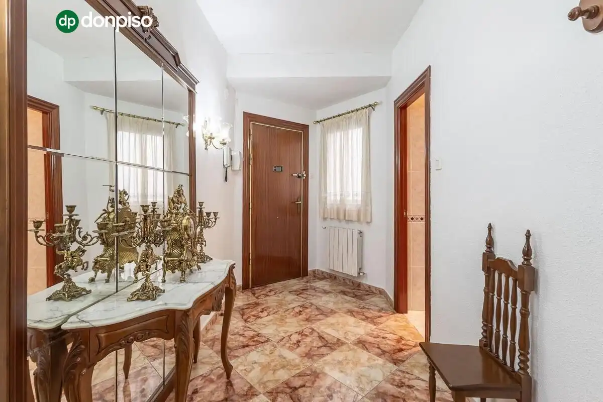 Piso en venta en Granada con Aire acondicionado, Calefacción y Terraza